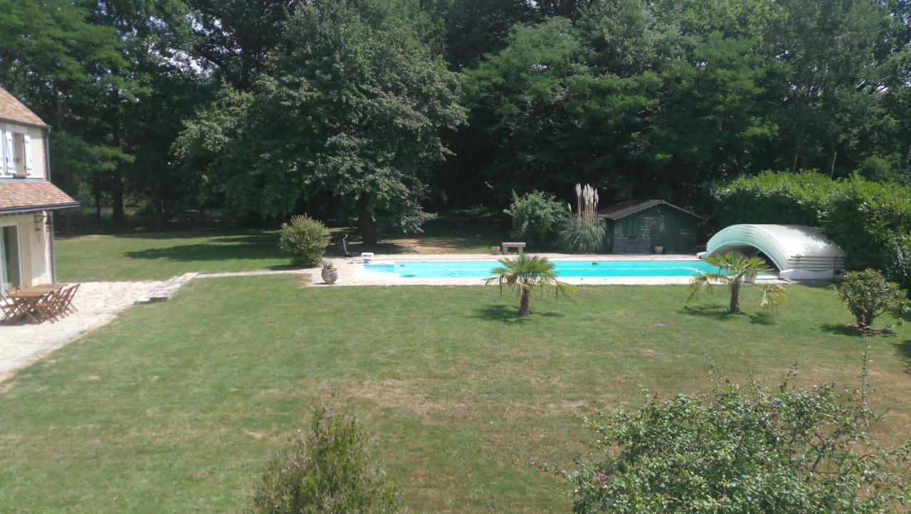 Villa Dikaria Montacher エクステリア 写真